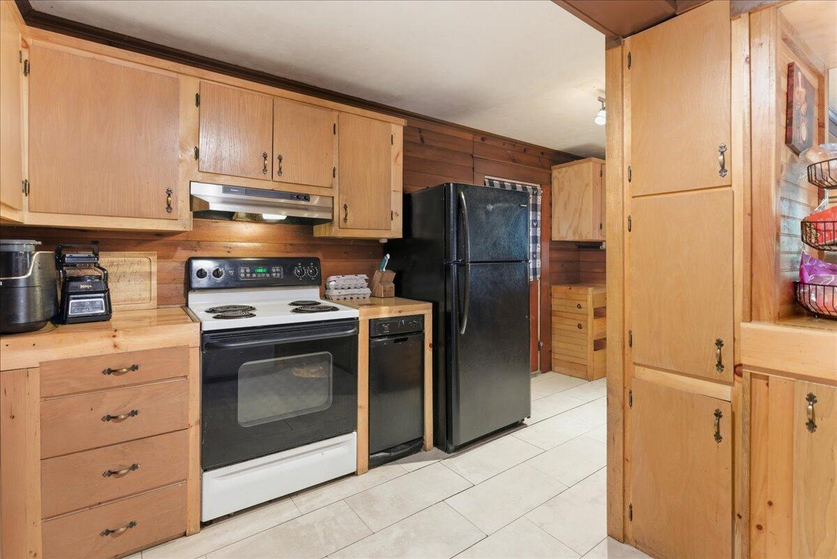 1648 Main Street Lewiston, ME 04240 - Photo 20 of 63 25-1648 Main St, Lewiston, ME-18