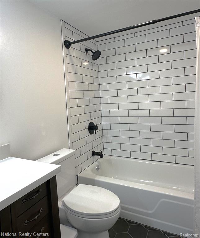 1683 Riverside Drive, Unit 3 Rochester Hills, MI 48309 - Photo 16 of 29