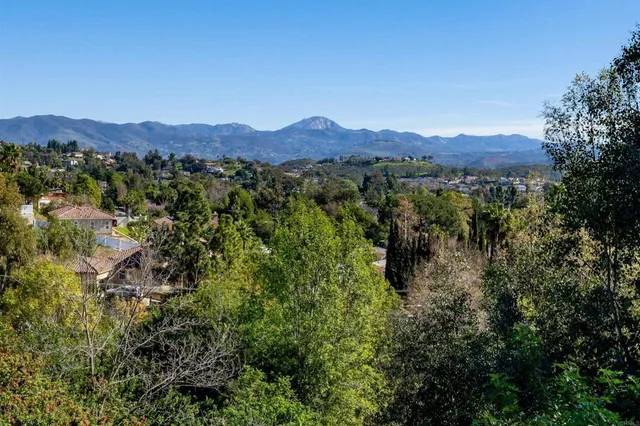 $1,299,000 | 4275 Crestview Drive, La Mesa, CA 91941