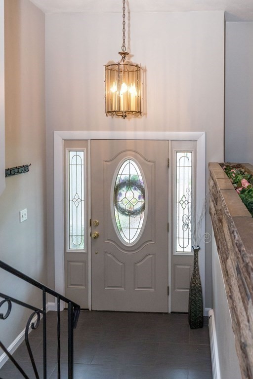 8 Spring Valley Road Burlington, MA 01803 - Photo 3 of 41 Gallery Image 3