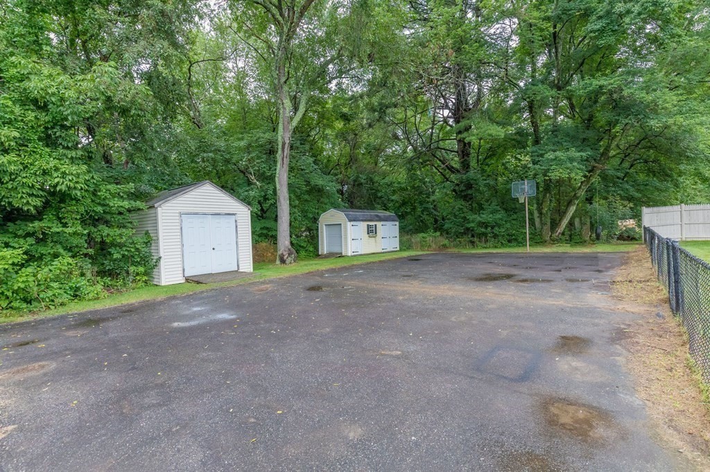 8 Spring Valley Road Burlington, MA 01803 - Photo 38 of 41 Gallery Image 38