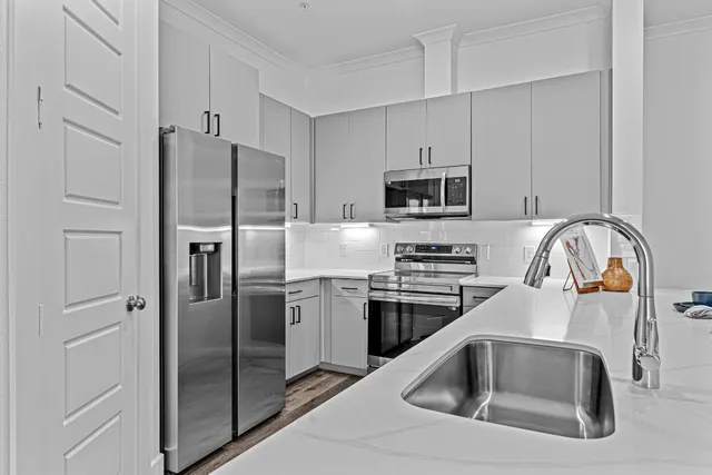 $1,956 | 1664 Hillside Terrace, Unit 5816, Buda, TX 78610