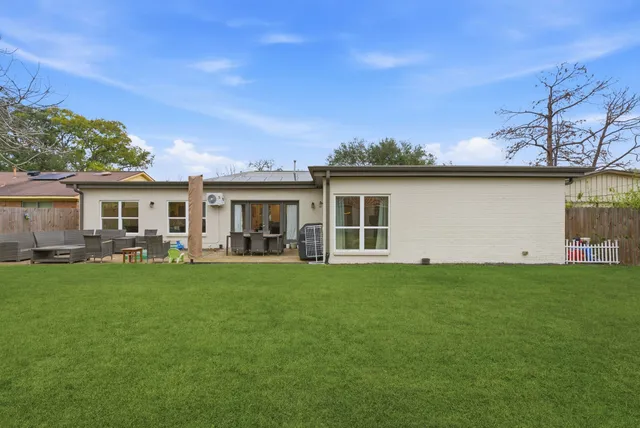 $3,290 | 5807 Ettrick Drive, Houston, TX 77035