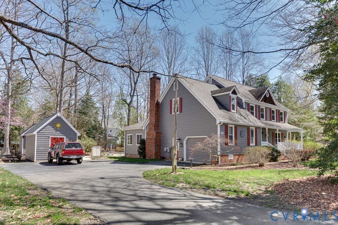 6920 Apamatica Lane Chesterfield, VA 23838 - Photo 24 of 31 Large 1.5 Car Garage