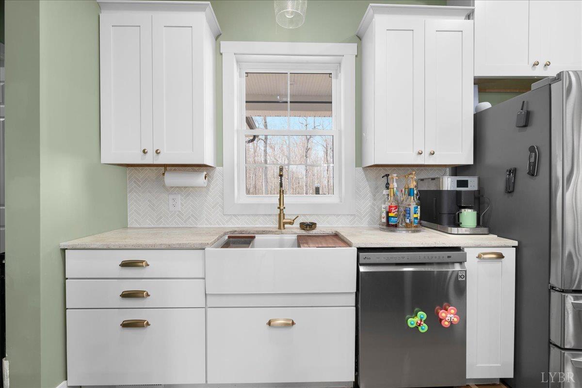 197 Burford Farm Road Monroe, VA 24574 - Photo 13 of 44