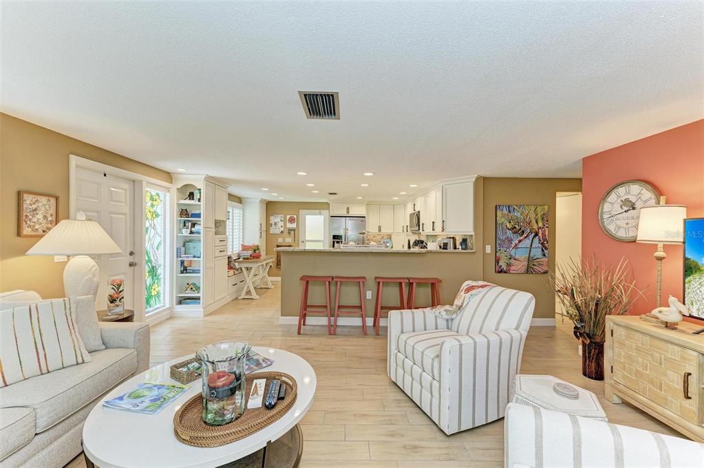 136 Crescent Drive Anna Maria, FL 34216 - Photo 15 of 80