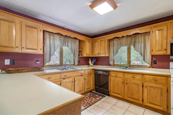 $994,900 | 41 Wildwood Lane, Orland, ME 04472