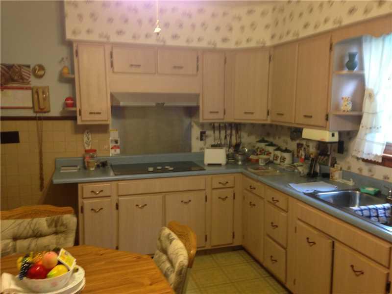 29 Elliot Road West Middlesex, PA 16159 - Photo 7 of 14 Kitchen. Large kitchen