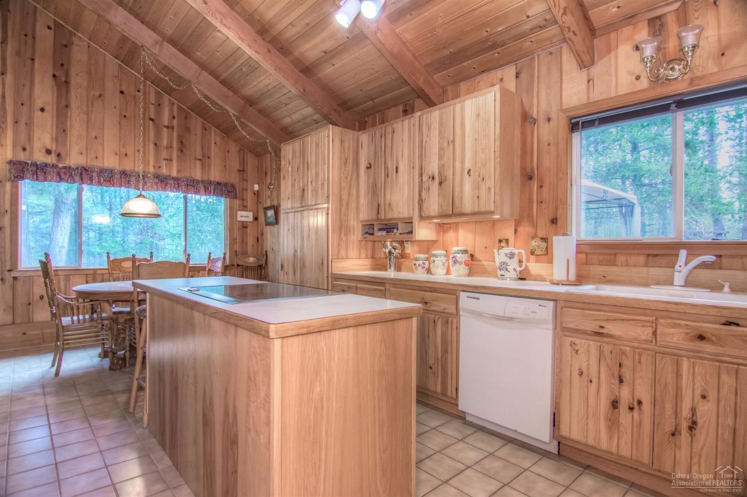 56788 Spring River Loop Bend, OR 97707 - Photo 12 of 25 Additional Photo