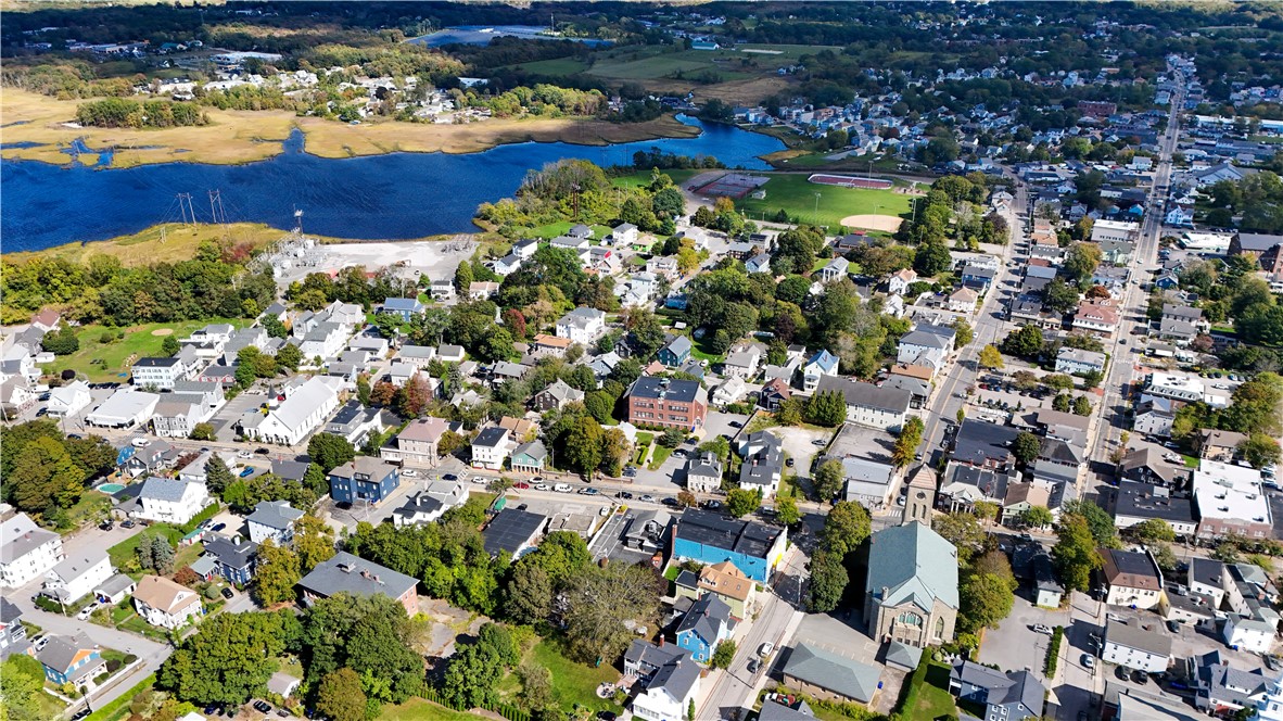 366 Main Street, Unit 101 Warren, RI 02885 - Photo 13 of 14