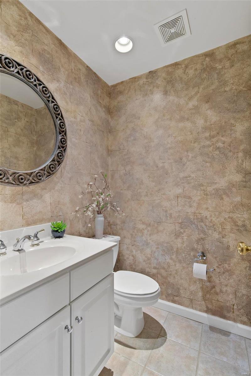 2150 Riding Trail Drive Chesterfield, MO 63005 - Photo 30 of 69 Gallery Image 30
