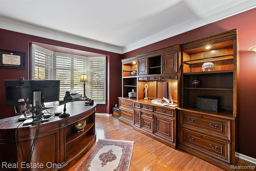 584 Bedlington Drive Rochester Hills, MI 48307 - Photo 12 of 34