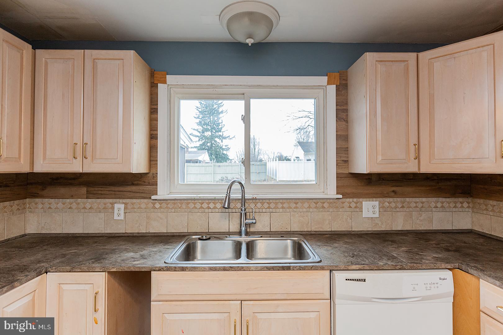 1768 Ridgeview Avenue Lancaster, PA 17603 - Photo 14 of 44 Gallery Image 14