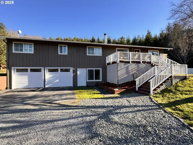 $749,000 | 16696 Sunshine Lane, Brookings, OR 97415