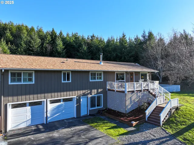 $749,000 | 16696 Sunshine Lane, Brookings, OR 97415