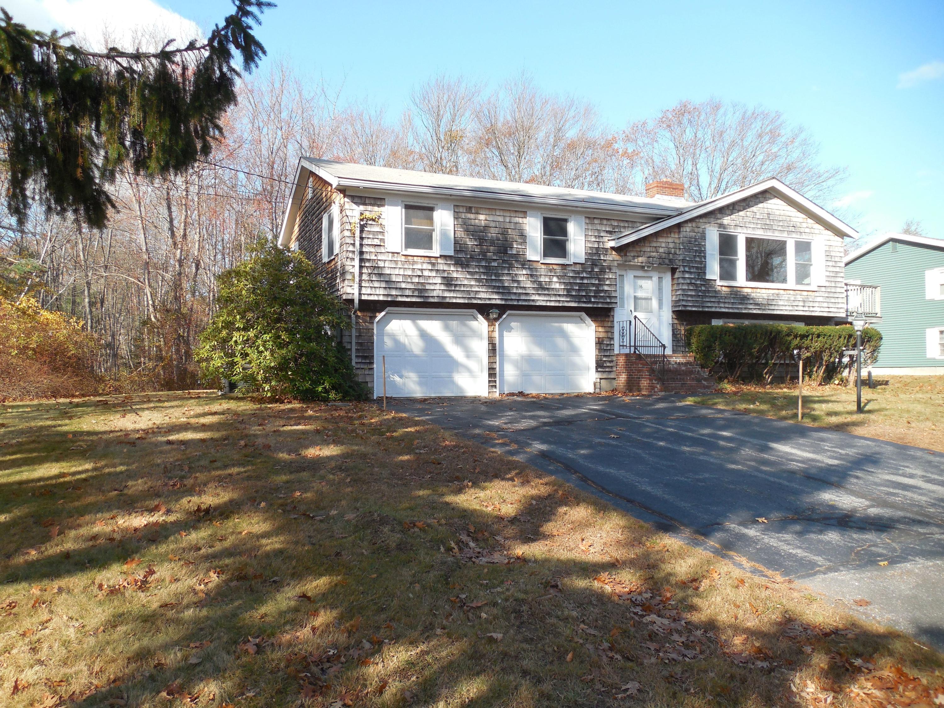 16 Pilot Point Road Cape Elizabeth, ME 04107 - Photo 1 of 21 001