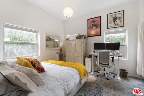 $2,100,000 | 563 Westminster Avenue, Venice, CA 90291