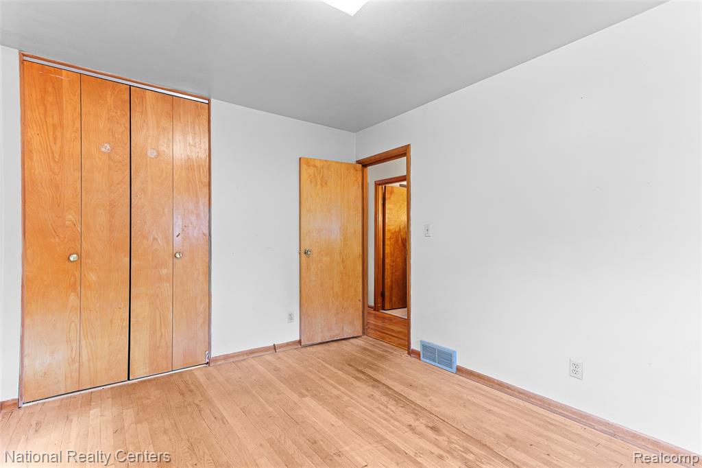 11655 Shorecrest South Lyon, MI 48178 - Photo 20 of 51 Gallery Image 20