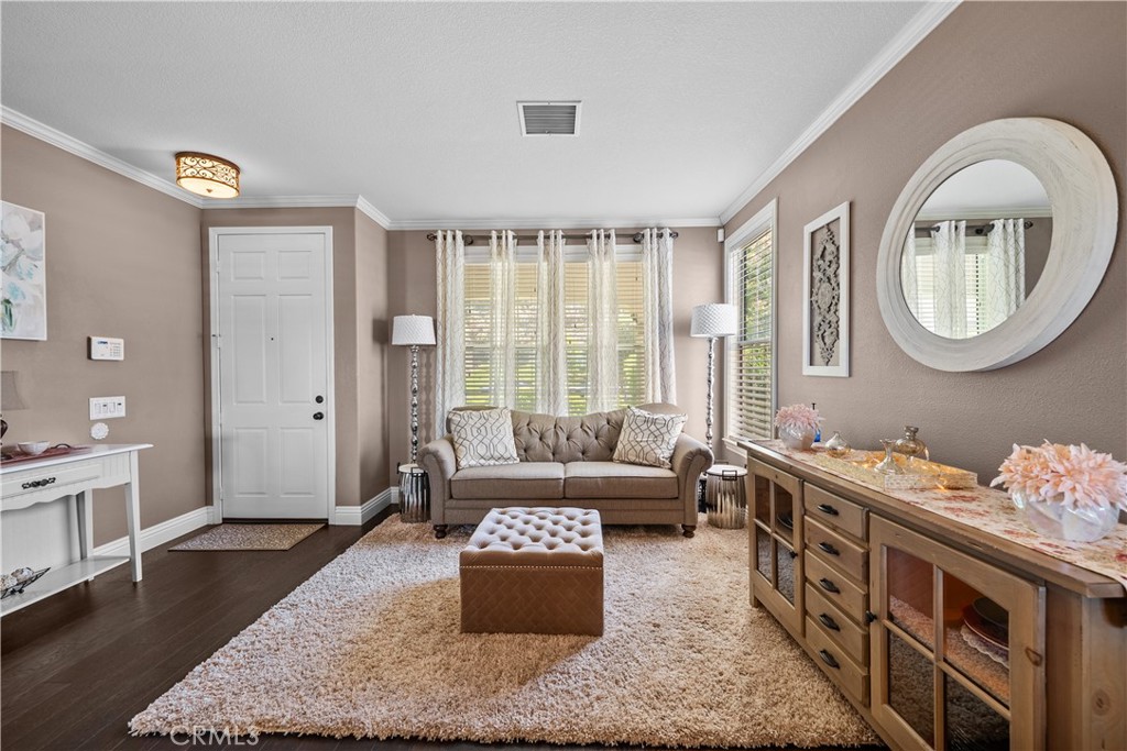 26211 Shakespeare Lane Stevenson Ranch, CA 91381 - Photo 7 of 54