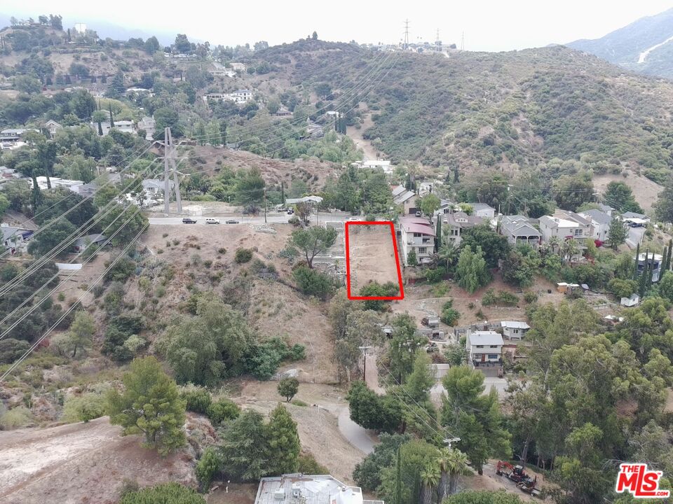 9467 Reverie Road Tujunga, CA 91042 - Photo 5 of 23
