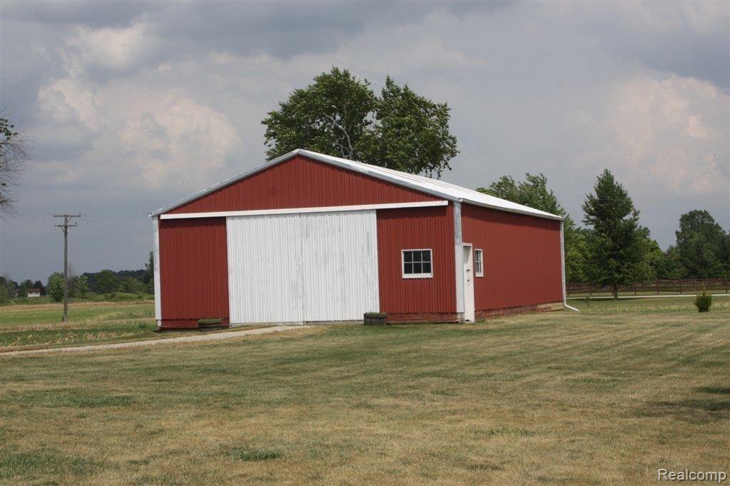 14667 Sharrard Road Allenton, MI 48002 - Photo 20 of 25 Polebarn1.1.JPG