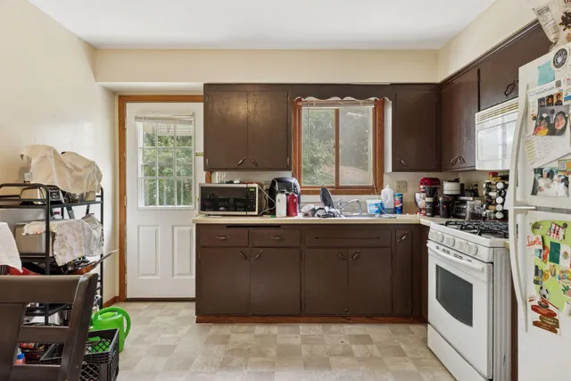 $459,000 | 501 Shadyside Circle, Hopkins, MN 55343