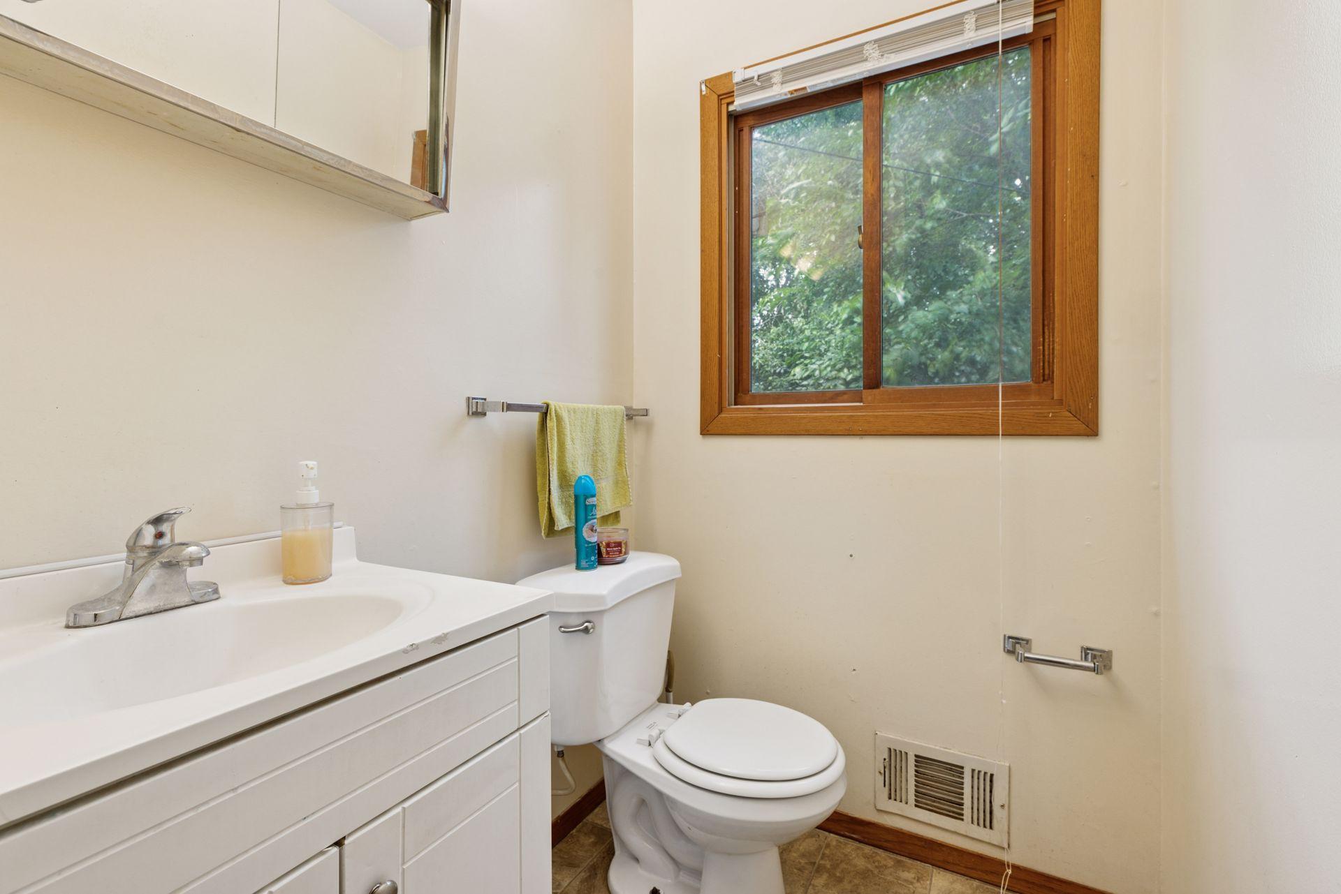 501 Shadyside Circle Hopkins, MN 55343 - Photo 15 of 41