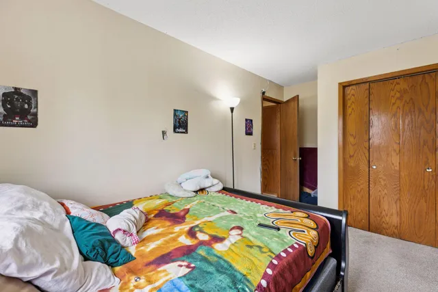 $459,000 | 501 Shadyside Circle, Hopkins, MN 55343