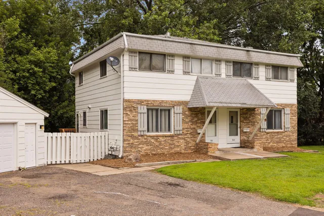 $459,000 | 501 Shadyside Circle, Hopkins, MN 55343