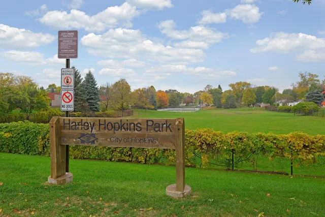 $459,000 | 501 Shadyside Circle, Hopkins, MN 55343