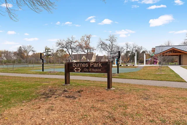 $459,000 | 501 Shadyside Circle, Hopkins, MN 55343