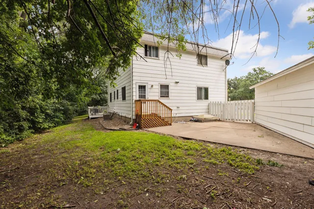 $459,000 | 501 Shadyside Circle, Hopkins, MN 55343