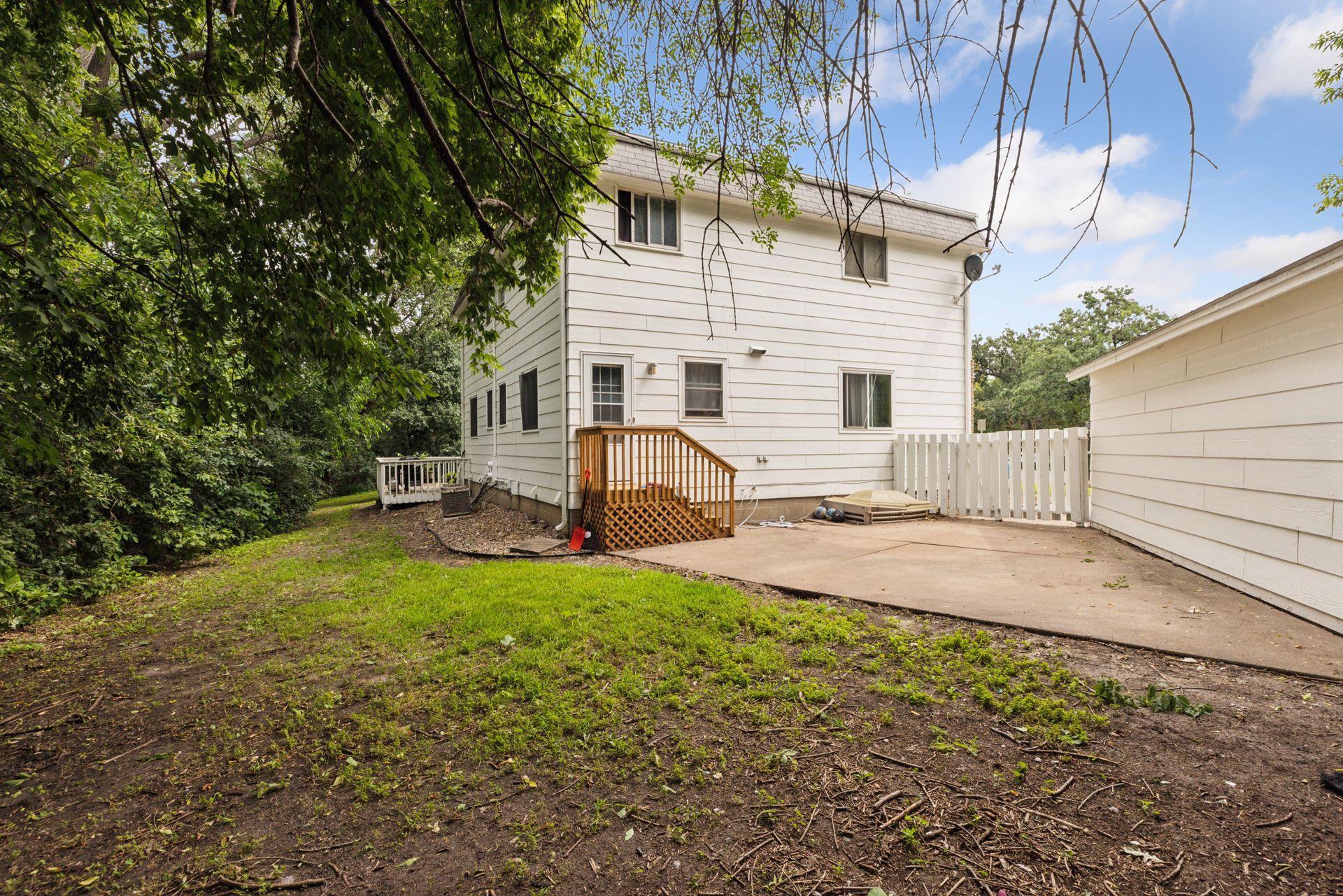 501 Shadyside Circle Hopkins, MN 55343 - Photo 4 of 41