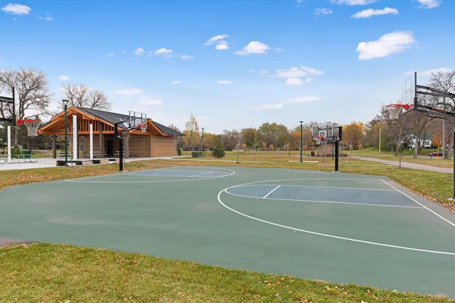 $459,000 | 501 Shadyside Circle, Hopkins, MN 55343