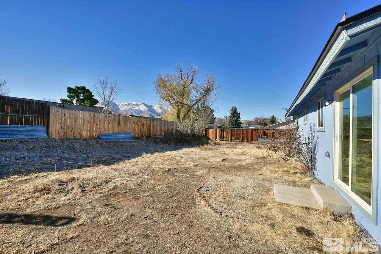 10066 Atwood Street Reno, NV 89506 - Photo 3 of 23 a view of a backyard of the house