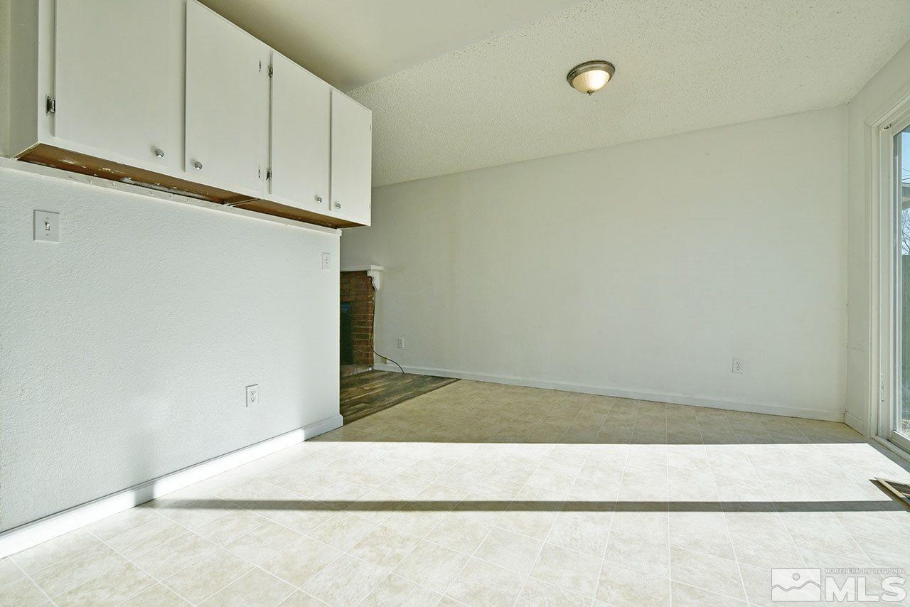 10066 Atwood Street Reno, NV 89506 - Photo 10 of 23 a view of wooden door