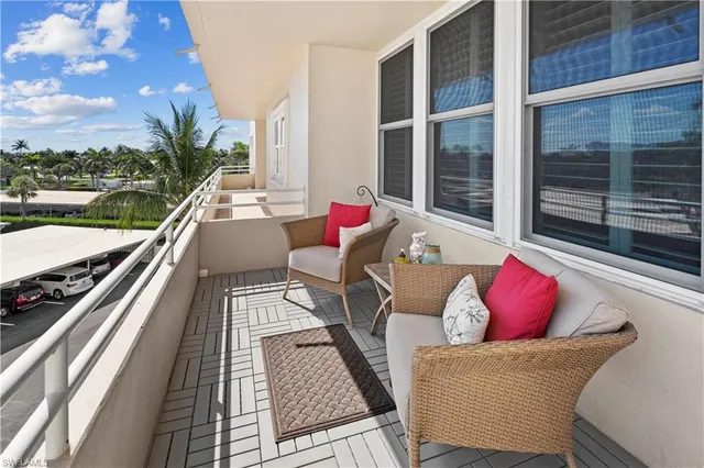 a view of deck with patio