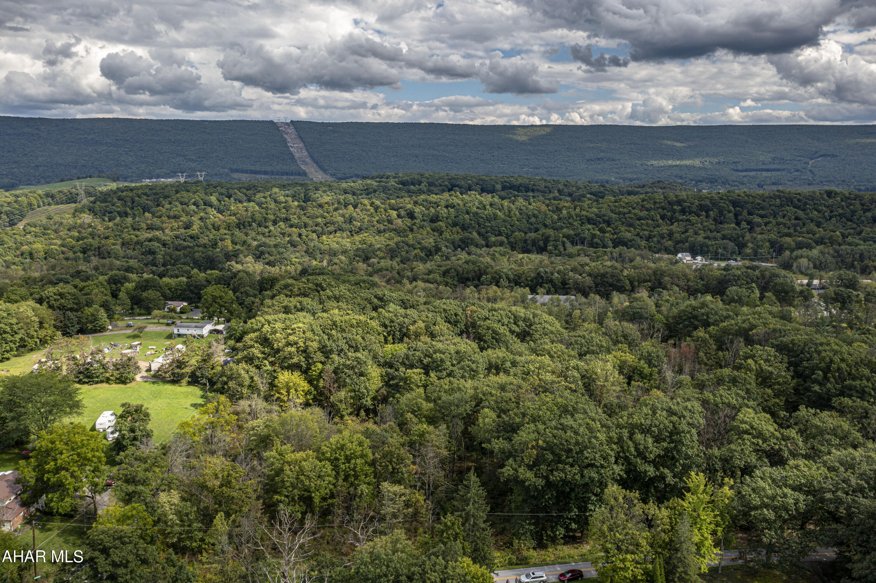 2135-t-485 2135-t-485 Antis Road Altoona, PA 16601 - Photo 2 of 8