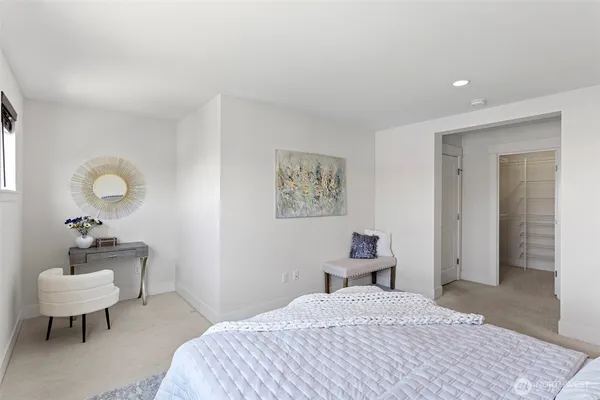 $1,058,000 | 18521 46th Avenue Southeast, Bothell, WA 98012