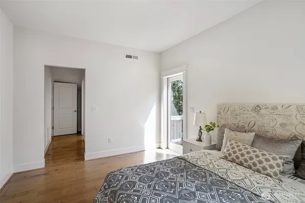 $1,058,000 | 18521 46th Avenue Southeast, Bothell, WA 98012