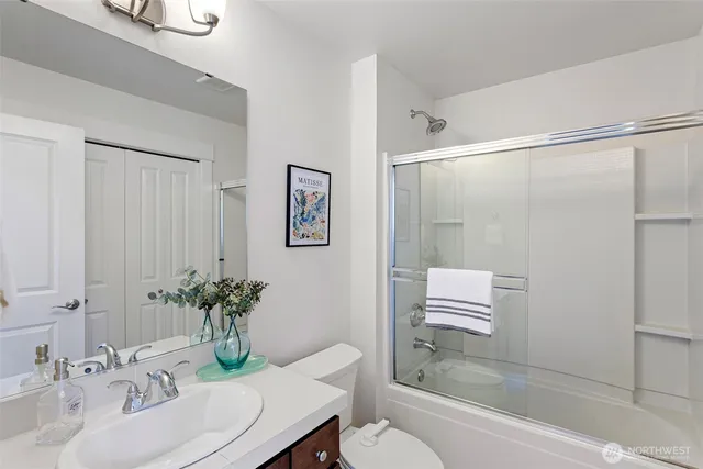 $1,088,000 | 18521 46th Avenue Southeast, Bothell, WA 98012