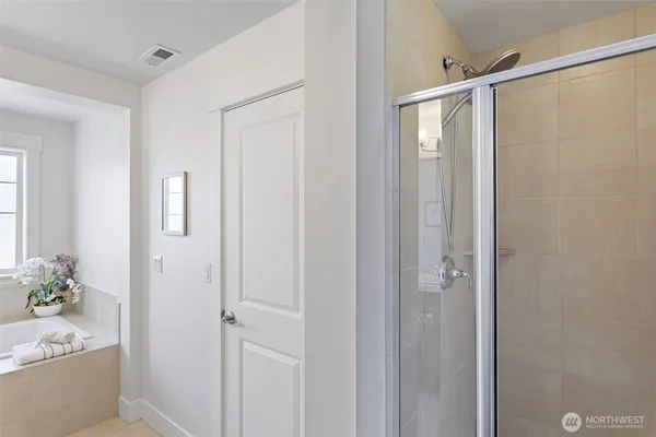 $1,058,000 | 18521 46th Avenue Southeast, Bothell, WA 98012