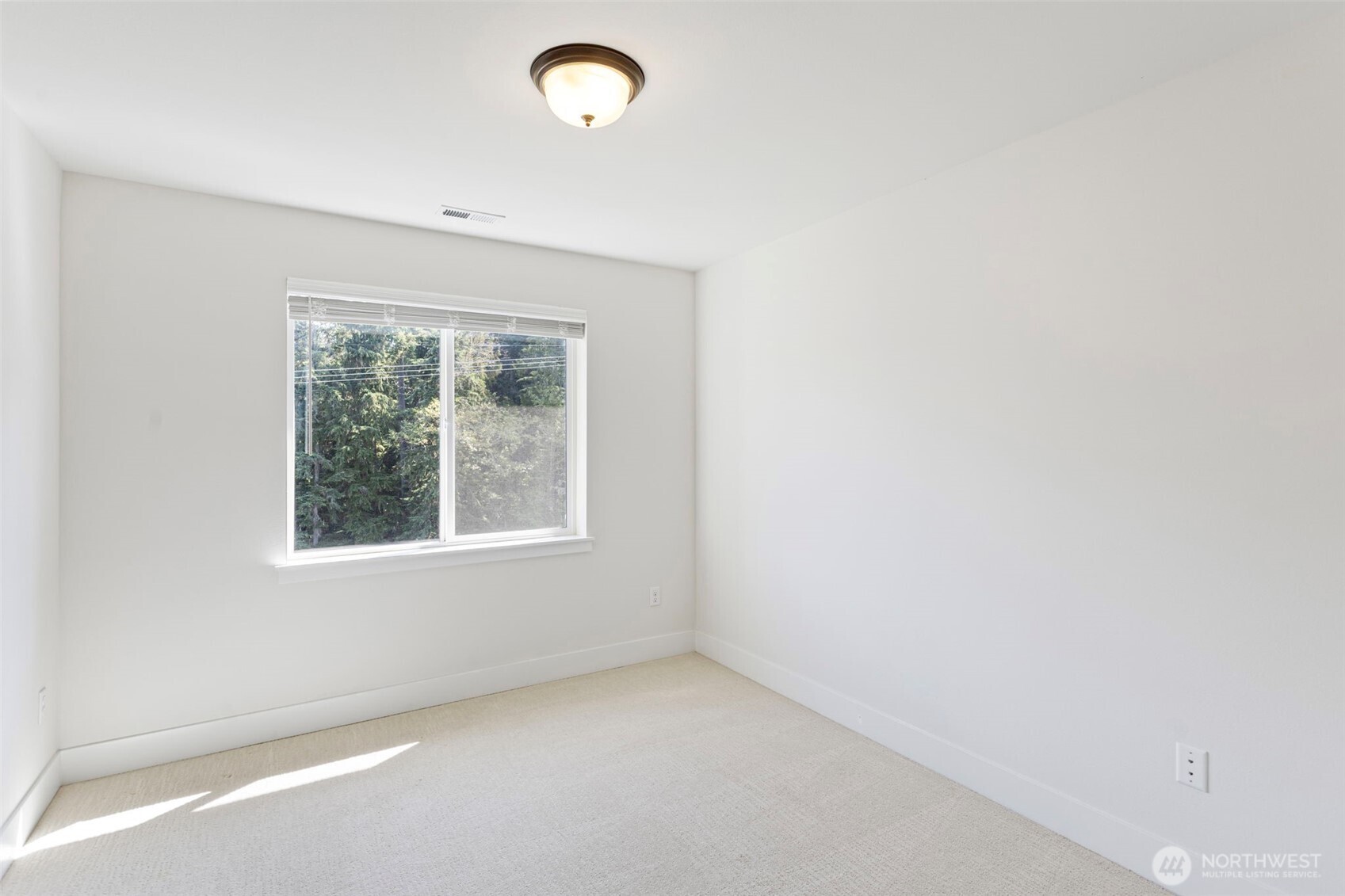 18521 46th Avenue Southeast Bothell, WA 98012 - Photo 26 of 40