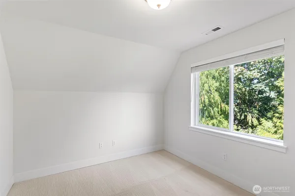 $1,058,000 | 18521 46th Avenue Southeast, Bothell, WA 98012