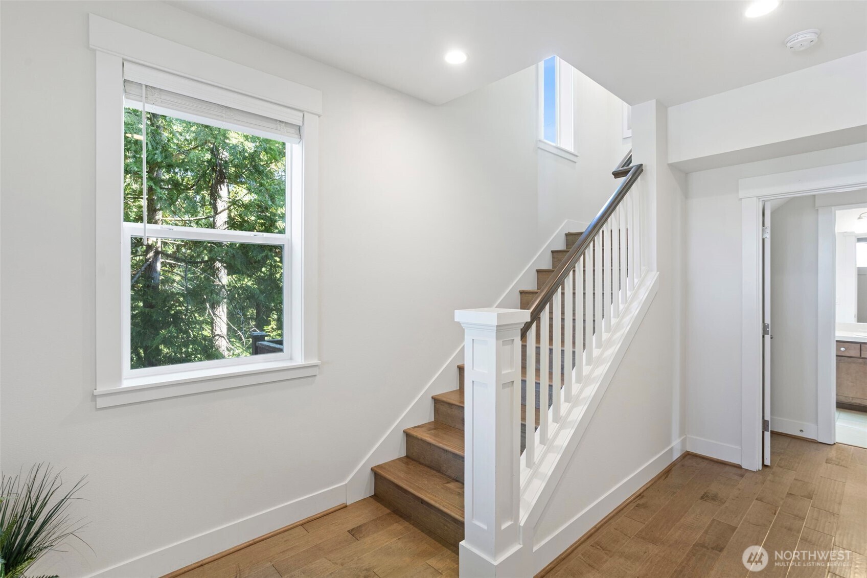 18521 46th Avenue Southeast Bothell, WA 98012 - Photo 4 of 40