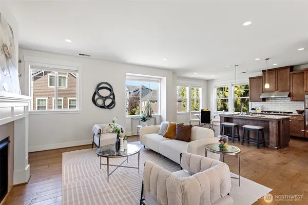 $1,058,000 | 18521 46th Avenue Southeast, Bothell, WA 98012