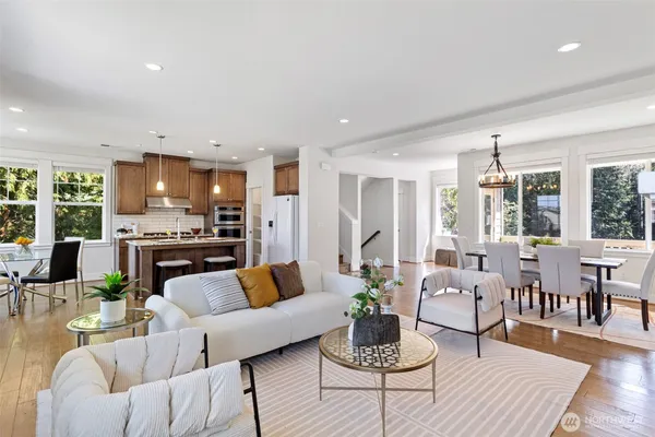 $1,058,000 | 18521 46th Avenue Southeast, Bothell, WA 98012