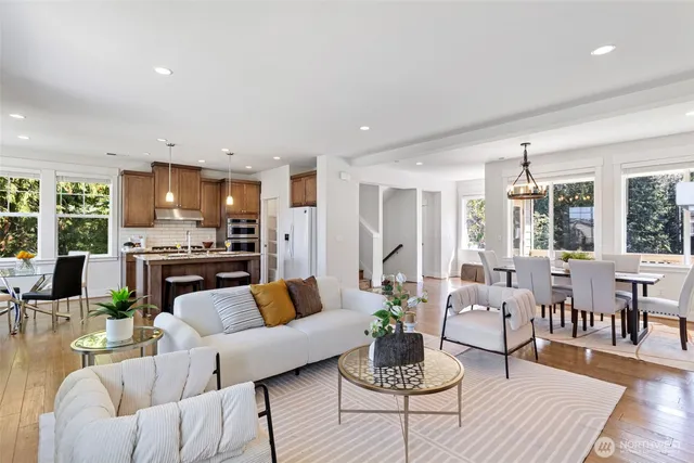 $1,088,000 | 18521 46th Avenue Southeast, Bothell, WA 98012