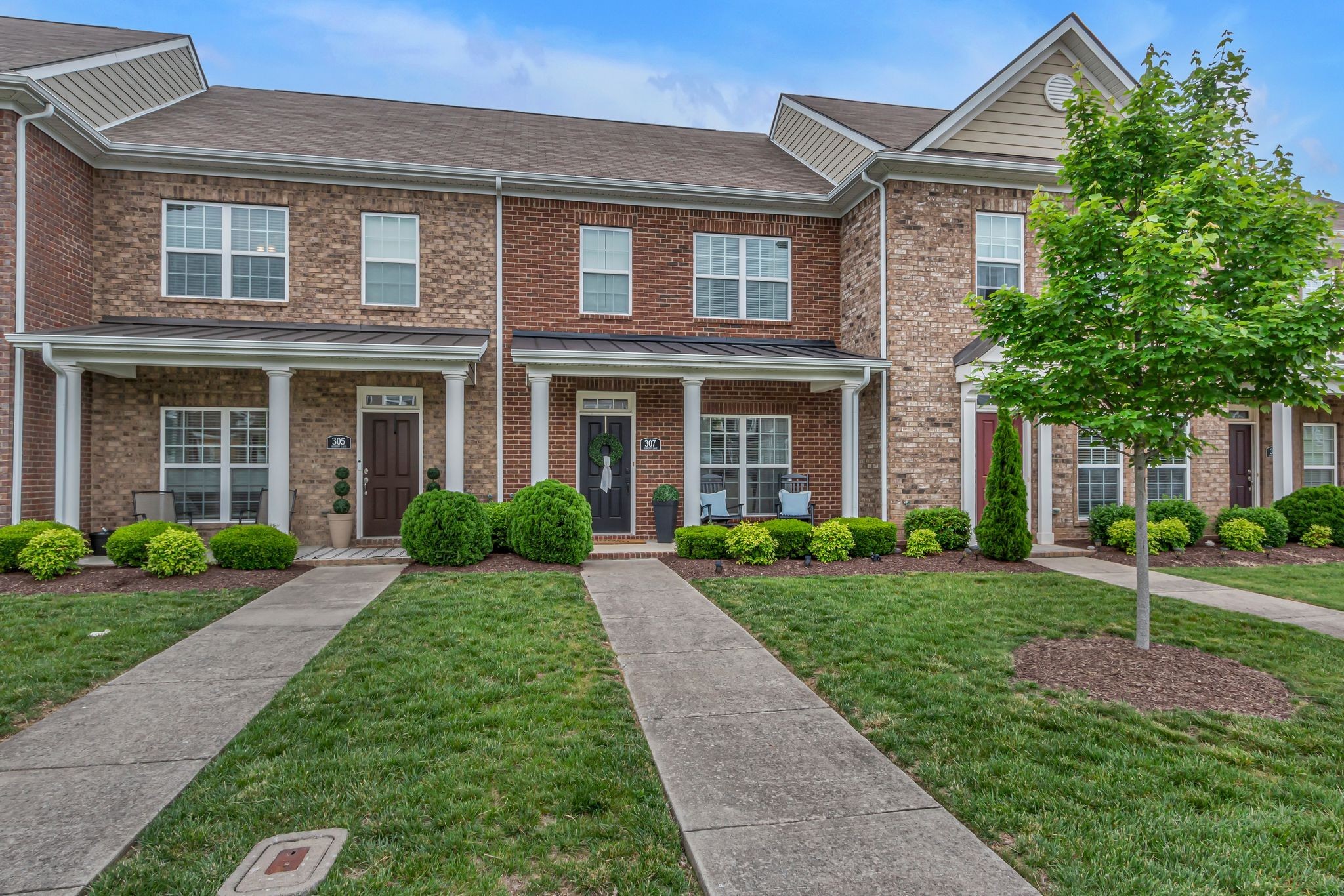 307 Oldbury Lane Spring Hill, TN 37174 - Photo 2 of 23