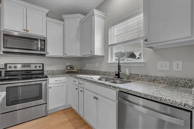 $362,000 | 307 Oldbury Lane, Spring Hill, TN 37174